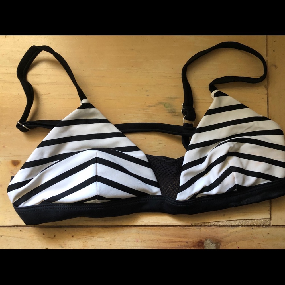 black and white stripped bathing suit top
